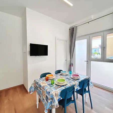 Conero-alba Al Mare-3 Min A Piedi Dal Mare, Adiacenti E Corti Appartamento *