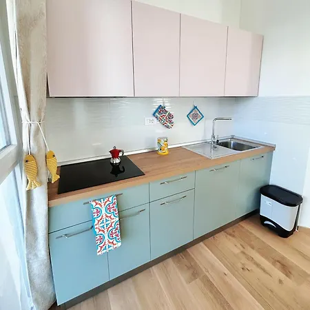 Conero-alba Al Mare-monolocali Adiacenti E Corti Apartment Porto Potenza Picena